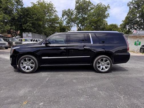 2018 Cadillac Escalade ESV Premium Luxury
