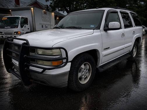 Summit White 2002 Chevrolet Tahoe LT