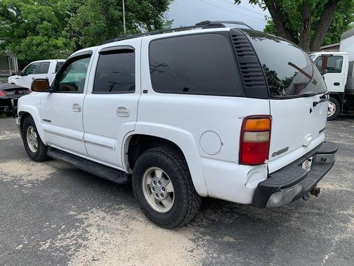 Summit White 2002 Chevrolet Tahoe LT