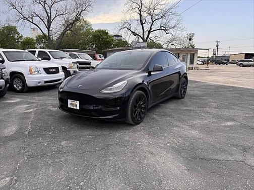 2023 Tesla Model Y Long Range Dual Motor All-Wheel Drive