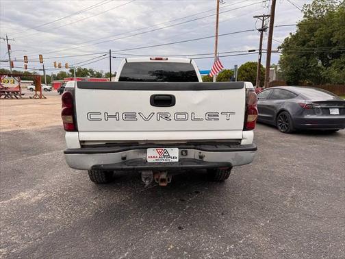 2004 Chevrolet Silverado 2500 Work Truck