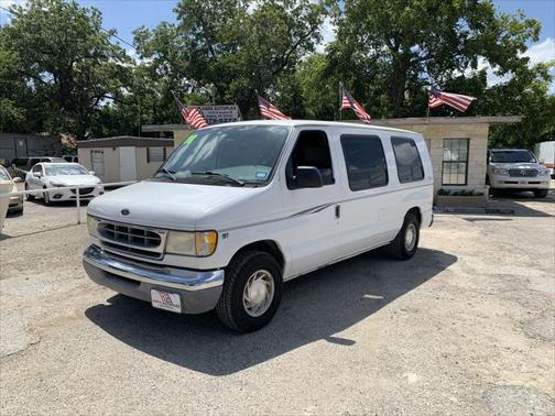 1998 Ford E150 Base