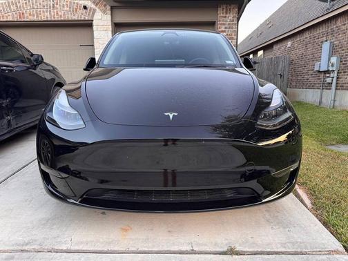 2025 Tesla Model Y Long Range Dual Motor All-Wheel Drive
