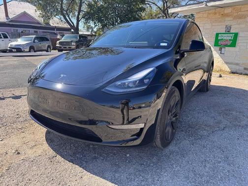 2025 Tesla Model Y Long Range Dual Motor All-Wheel Drive