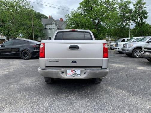 2003 Ford Explorer Sport Trac XLT
