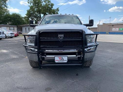 2018 RAM 3500 Tradesman Crew Cab 4x4 8' Box