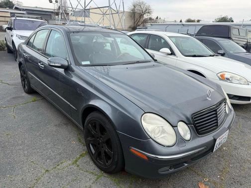 2006 Mercedes-Benz E-Class E 320 CDI Sedan 4D