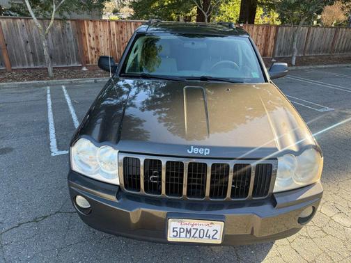 2006 Jeep Grand Cherokee Laredo