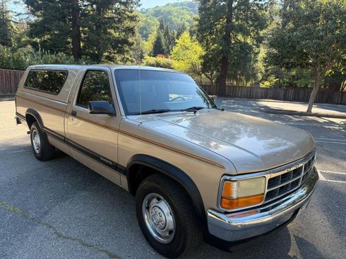 1992 Dodge Dakota S