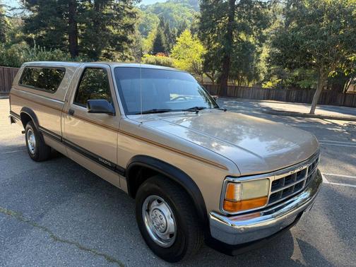 1992 Dodge Dakota S
