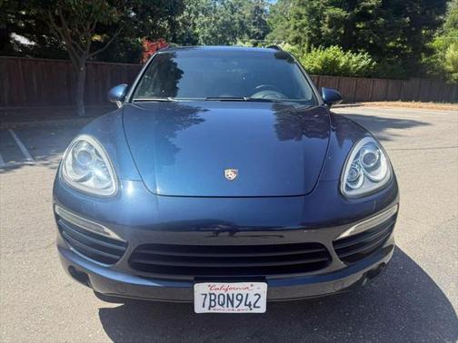 2013 Porsche Cayenne Base