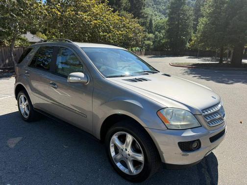 Pewter 2008 Mercedes-Benz M-Class 4MATIC
