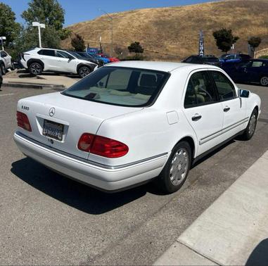 1997 Mercedes-Benz E-Class E 320 Sedan 4D