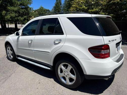 2008 Mercedes-Benz M-Class 4MATIC