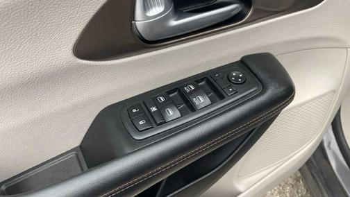 2018 Chrysler Pacifica Touring Plus