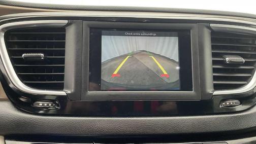 2018 Chrysler Pacifica Touring Plus