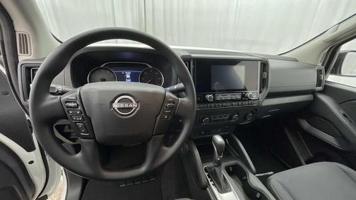 2025 Nissan Frontier S