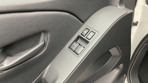 2025 Nissan Frontier S