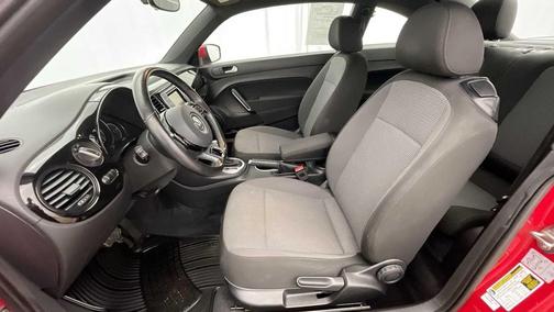 2019 Volkswagen Beetle 2.0T S