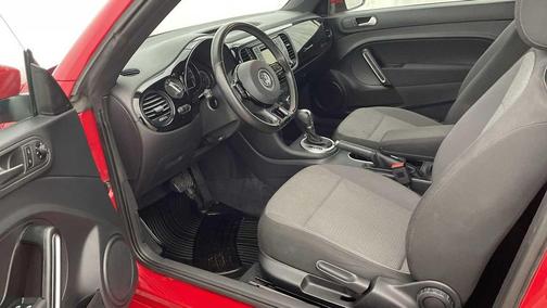2019 Volkswagen Beetle 2.0T S
