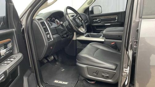 2016 RAM 2500 Laramie