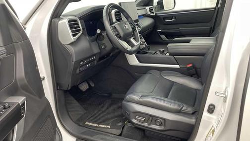 2024 Toyota Sequoia Platinum