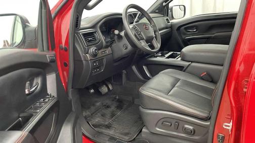 2024 Nissan Titan PRO-4X