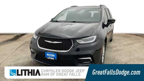Brilliant Black Crystal Pearlcoat 2022 Chrysler Pacifica Touring-L