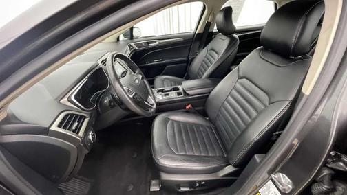 Magnetic 2017 Ford Fusion SE