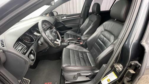 Green 2015 Volkswagen Golf GTI SE