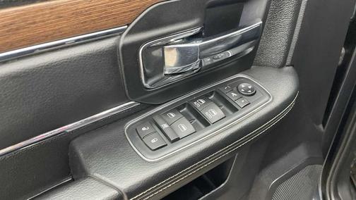 2016 RAM 2500 Laramie