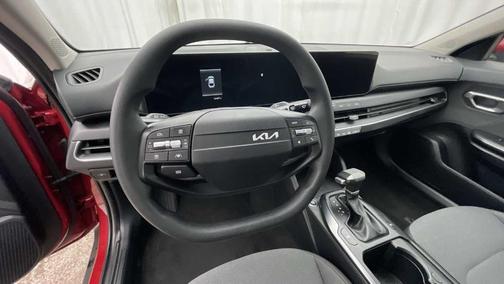 Currant Red 2025 Kia K4