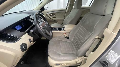 Ingot Silver Metallic 2013 Ford Taurus SE