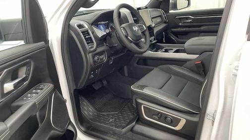 Bright White Clearcoat 2026 RAM 1500 Laramie