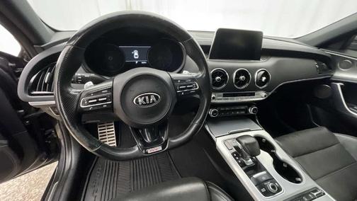 2019 Kia Stinger GT2