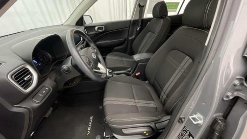 2022 Hyundai VENUE SEL