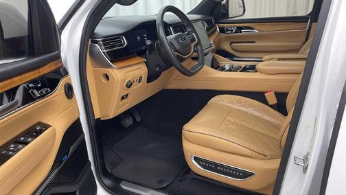 2022 Jeep Grand Wagoneer Series III