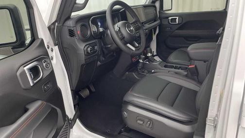 Bright White Clearcoat 2026 Jeep Gladiator Shadow Ops