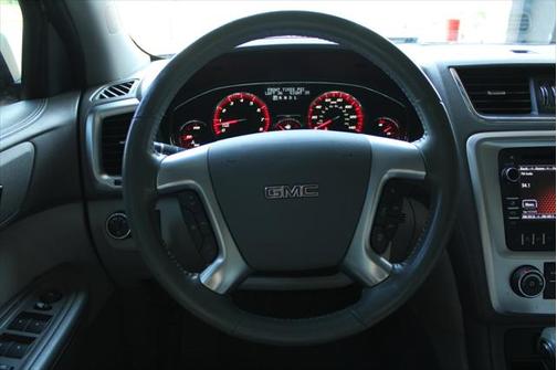 2016 GMC Acadia SLE-2