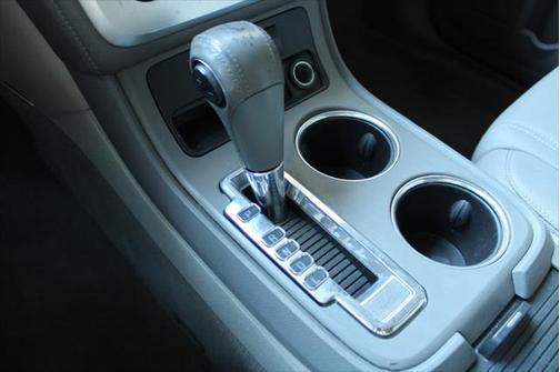2016 GMC Acadia SLE-2
