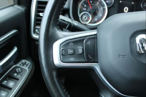 2024 RAM 3500 Big Horn Crew Cab 4x4 8' Box