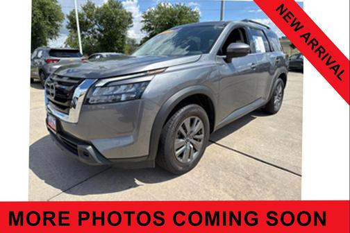 Gun Metallic 2025 Nissan Pathfinder SV FWD