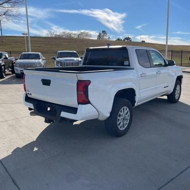 2025 Toyota Tacoma SR5