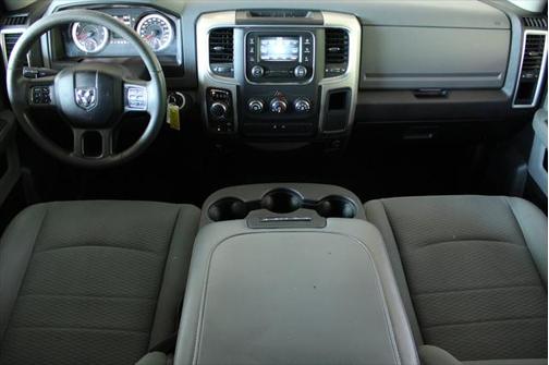 2019 RAM 1500 SLT