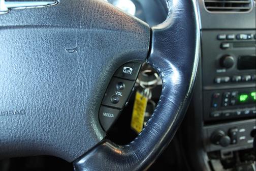 2003 Ford Thunderbird 
