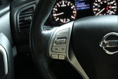 Brilliant Silver 2018 Nissan Altima 2.5 SV
