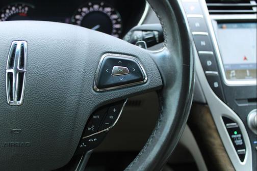 2017 Lincoln MKX Select