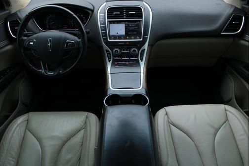 2017 Lincoln MKX Select