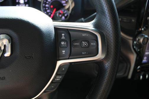 2025 RAM 2500 Tradesman Crew Cab 4x4 6'4' Box