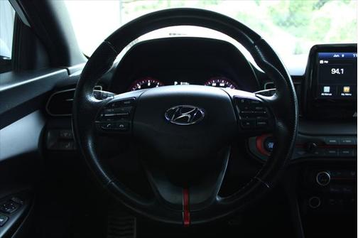 2020 Hyundai Veloster Base
